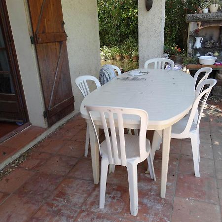 Chambre Dans Propriete La Croix Du Sud Le Pradet Bagian luar foto